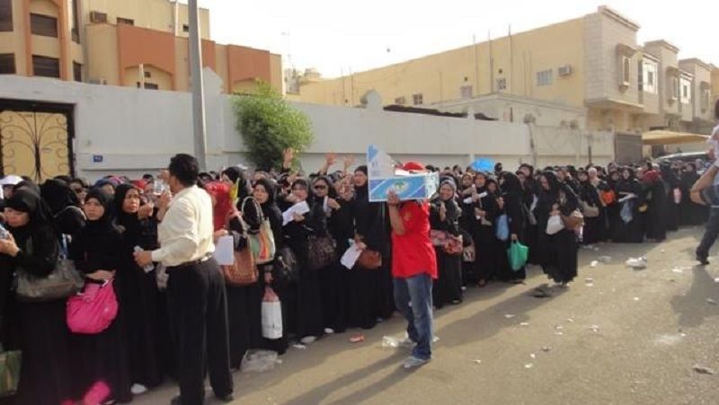 podiumnews.com-Banyak WNI Overstayer, Pemerintah Diminta Lobi Saudi Soal Repatriasi  